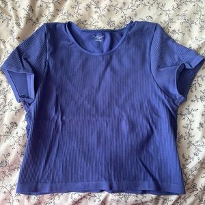 Women’s Out From Under Cropped Tee size XL